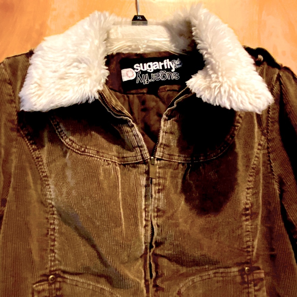 90’S VINTAGE~SUGARFLY BROWN CORDUROY JACKET- FAUX FUR OFF WHITE COLLAR~TRULY 90S - Picture 2 of 10